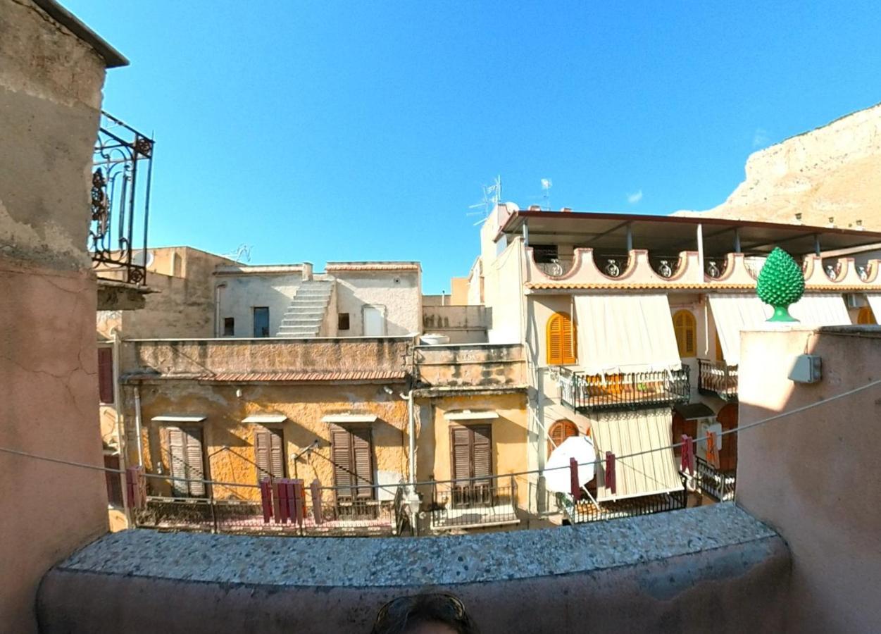 "La Piazza"Di Nino&Daniela Villa Capaci Exterior photo